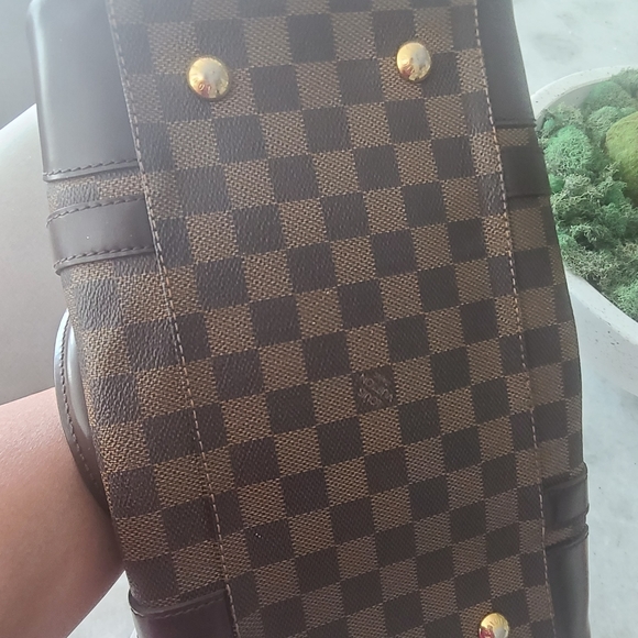 Louis Vuitton Berkley - Picture 2 of 7